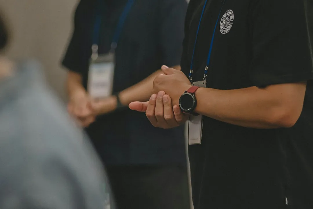 贸易服务与物流配送方案对比：广西企业如何选择适合的供应链管理伙伴